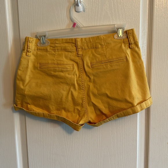 Mustard shorts - Picture 3 of 3